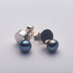 Load image into Gallery viewer, Boucles d&#39;oreilles puce bibi
